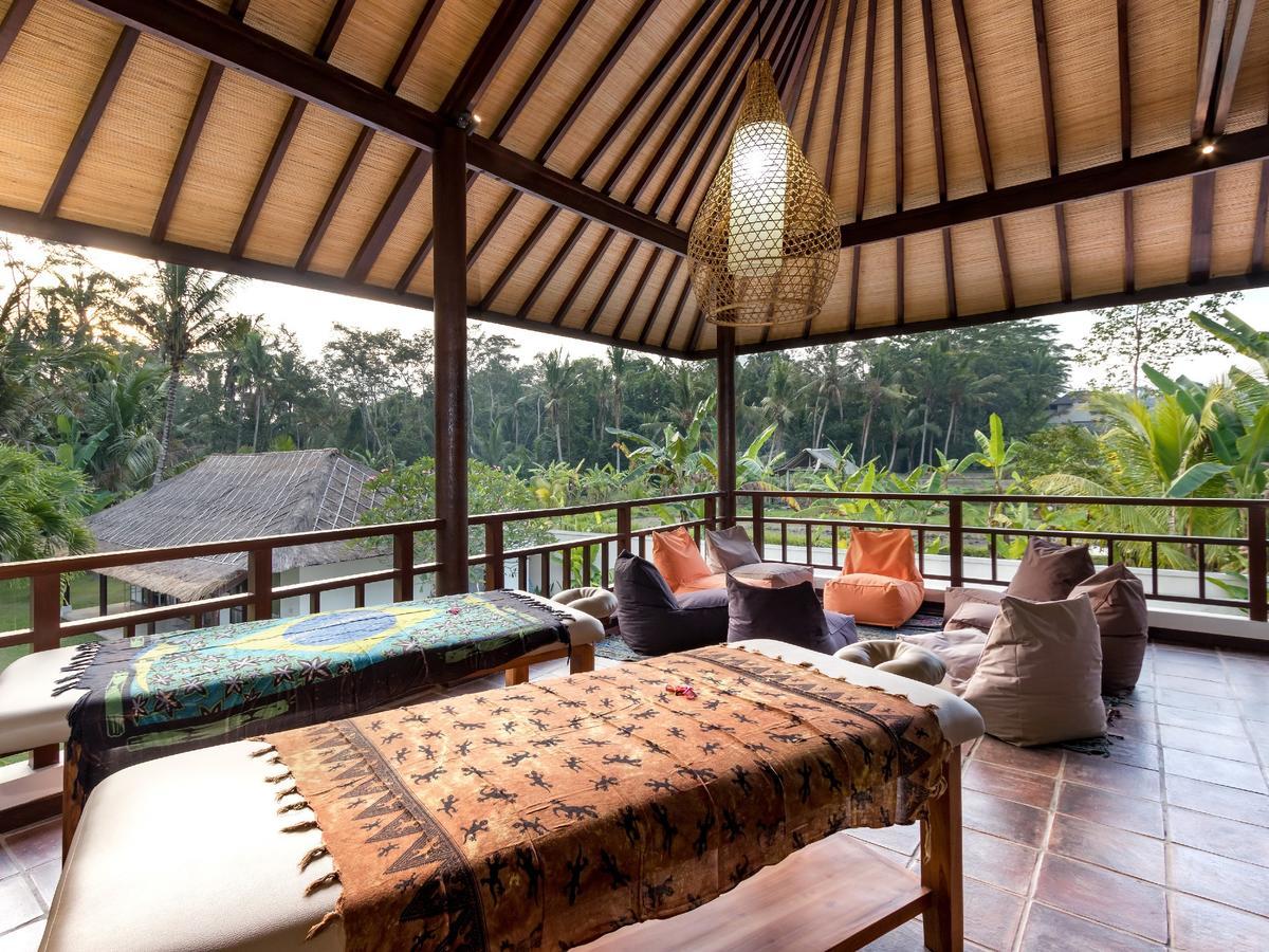 Candi Kecil Empat Villa